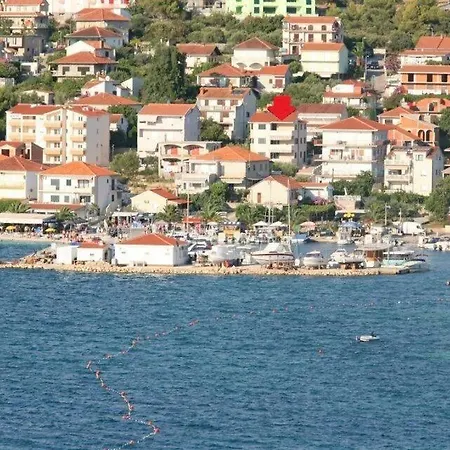 Apartament - 40m From The *