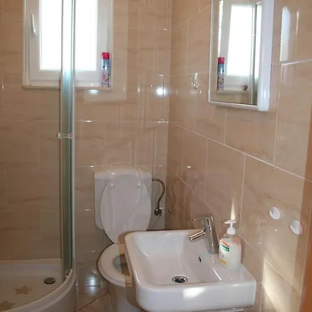 - 40m From The Apartament