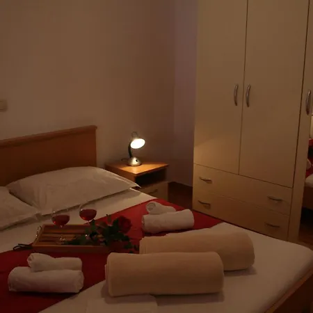 Apartament - 40m From The Trogir